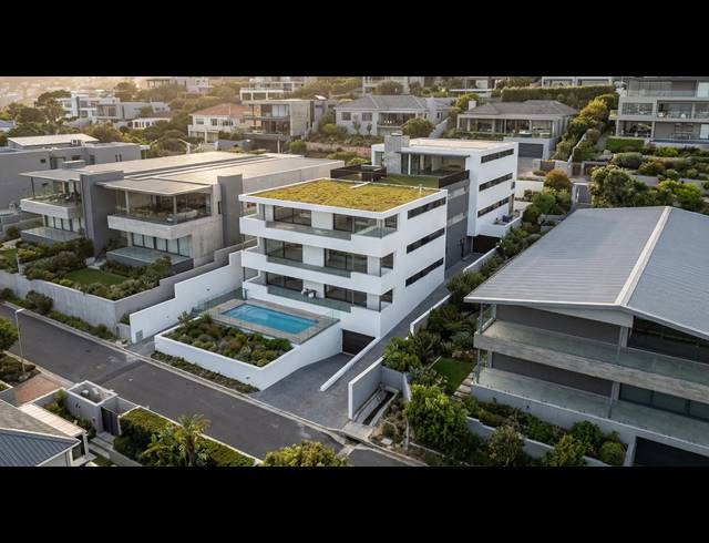 883M² VACANT LAND FOR SALE IN CAMPS BAY
